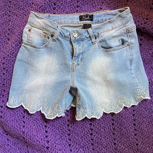 Jean shorts with scalloped cuff and floral stitching , size 6
